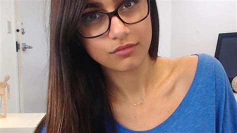 video porno de mia kalifa|Mia Khalifa XXX Videos